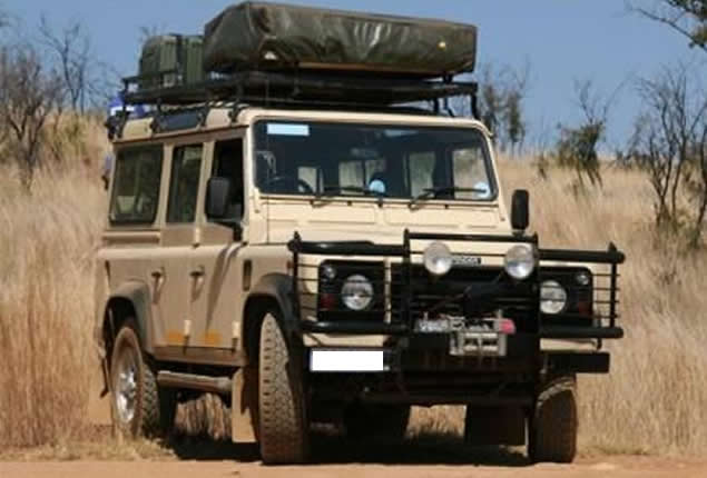 muis Invloed Decoratie Land Rover Defender Safari Vehicle - Self Drive Cars | Rental Cars Uganda
